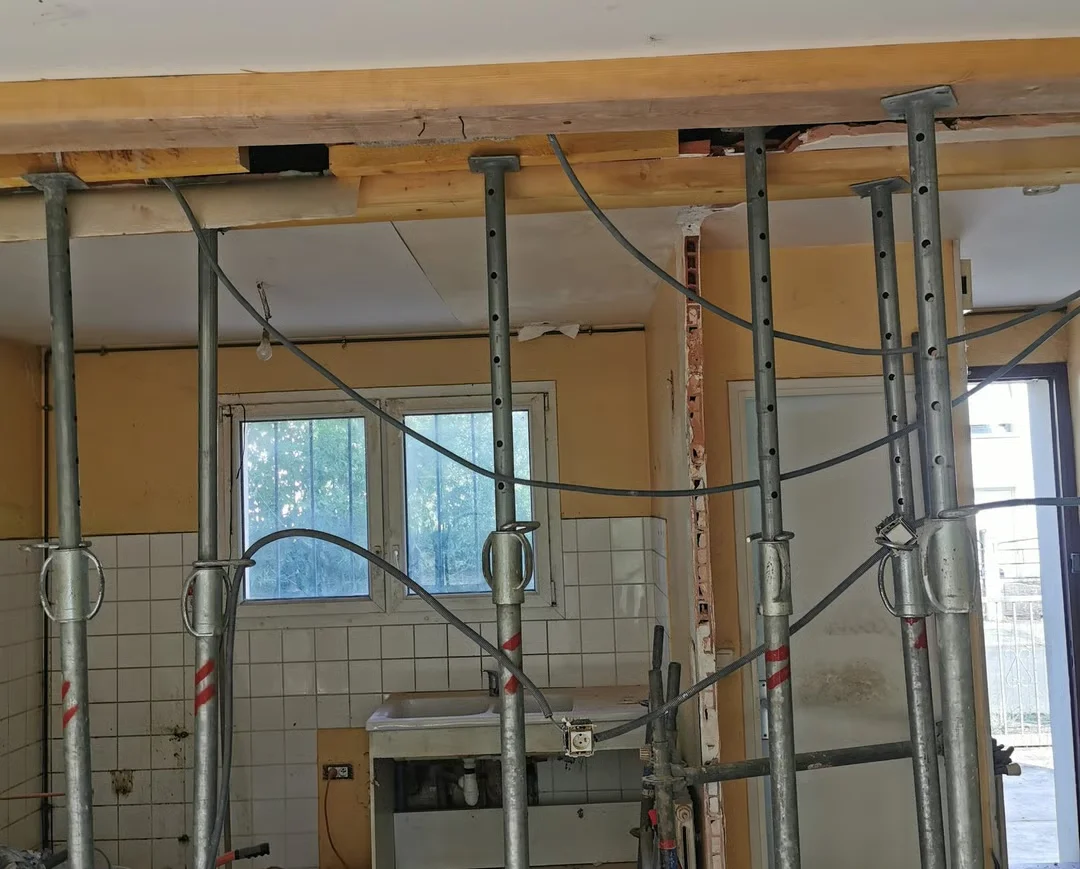 Rénovation et jointoiement de mur en pierre ancienne à Marmande