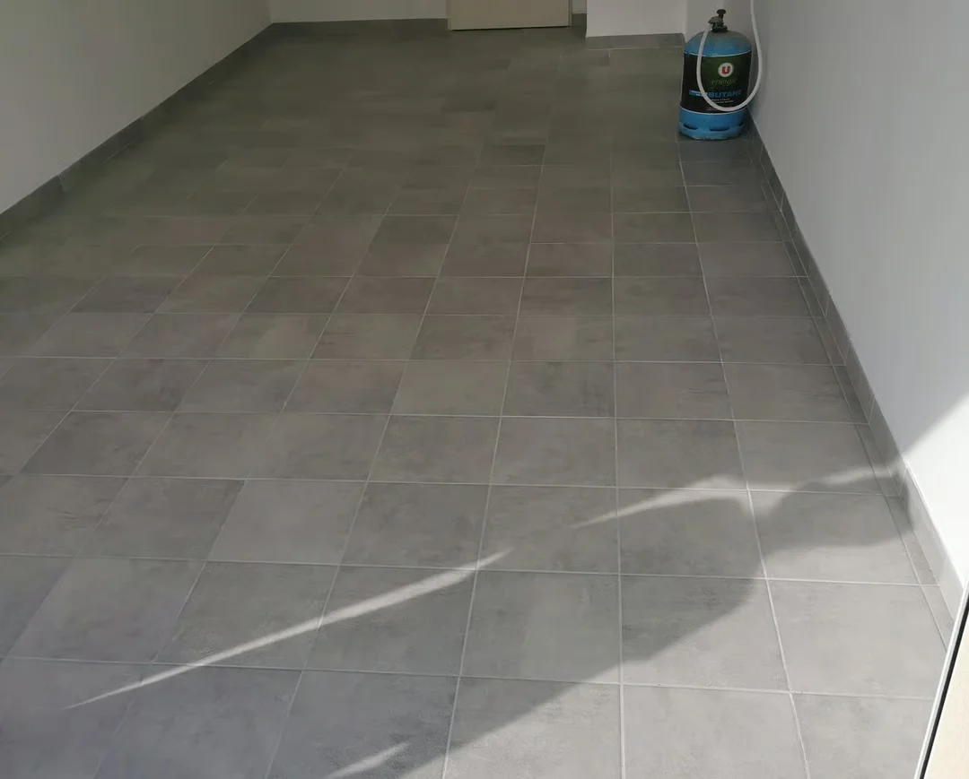 Pose de dalles extérieures et création de terrasse à Marmande